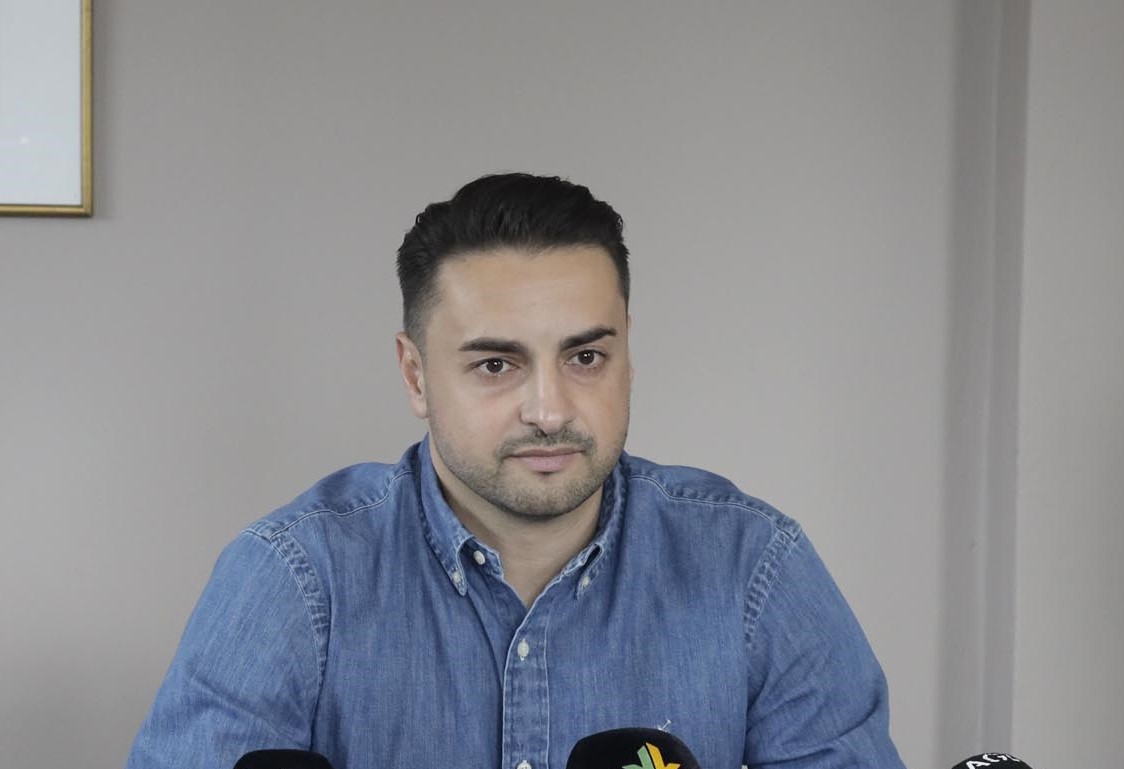 ο Εντεταλμένος Σύμβουλος Αθλητισμού, Θάνος Στεργίου