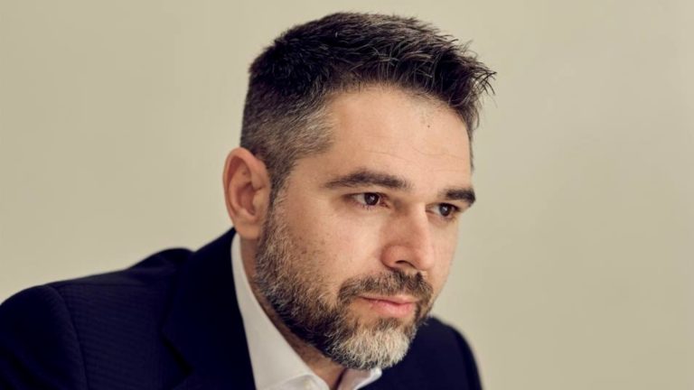 Οι Έλληνες πληρώνουν, οι σύμμαχοι κερδίζουν…